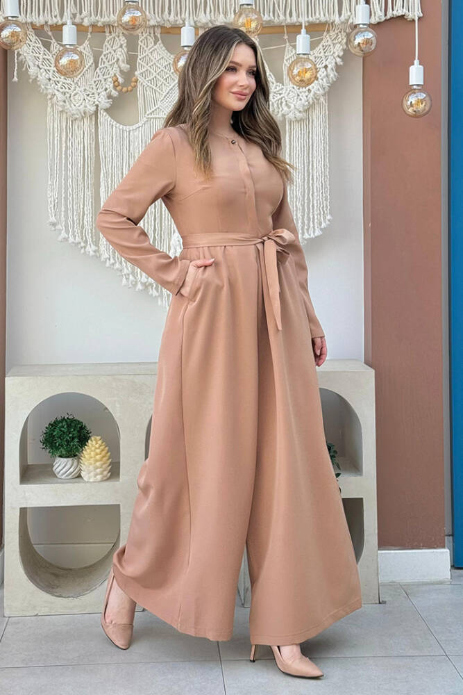 Göğüs Kısmı Gizli Düğme Detaylı Bel Kuşaklı Tulum 3676 Taba - 1