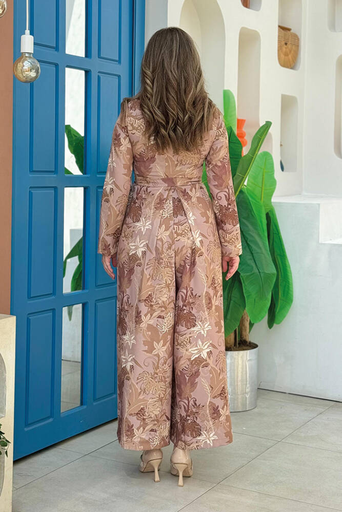 Göğüs Kısmı Gizli Düğmeli Bel Kuşaklı Baskı Desenli Tulum 3486 Vizon - 3